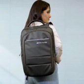 https://www.bcalpo.com/Arctic Hunter Laptop Bag & College bag
